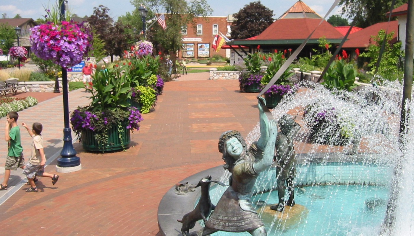 Guzenhausen Plaza