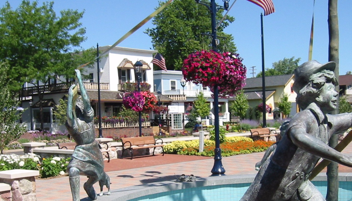 Guzenhausen Plaza
