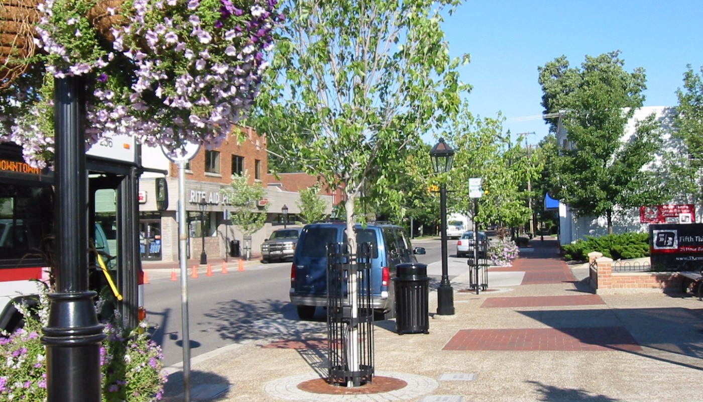 East Grand Rapids Streetscape